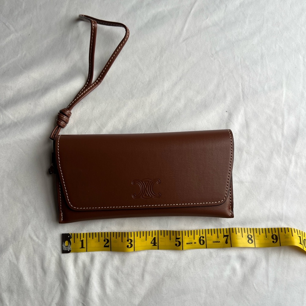 BRAND NEW AUTHENTIC Celine Sunglasses eyeglass Case Wristlet Brown Leather - Picture 8 of 9